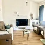 Roza Villa