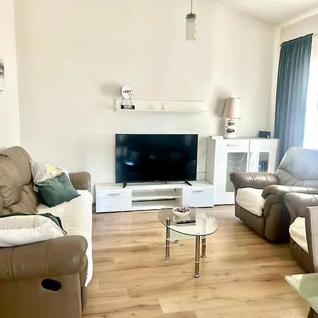 Roza Villa